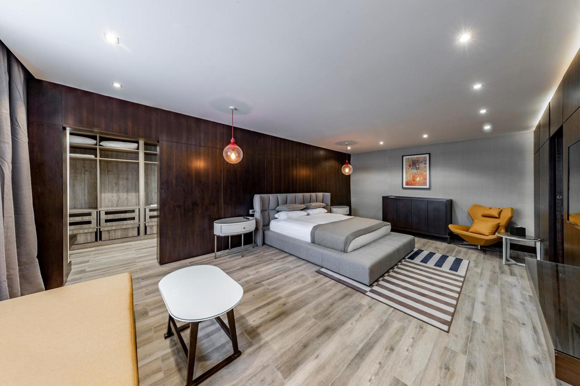 קונאקרי Riviera Royal Hotel מראה חיצוני תמונה