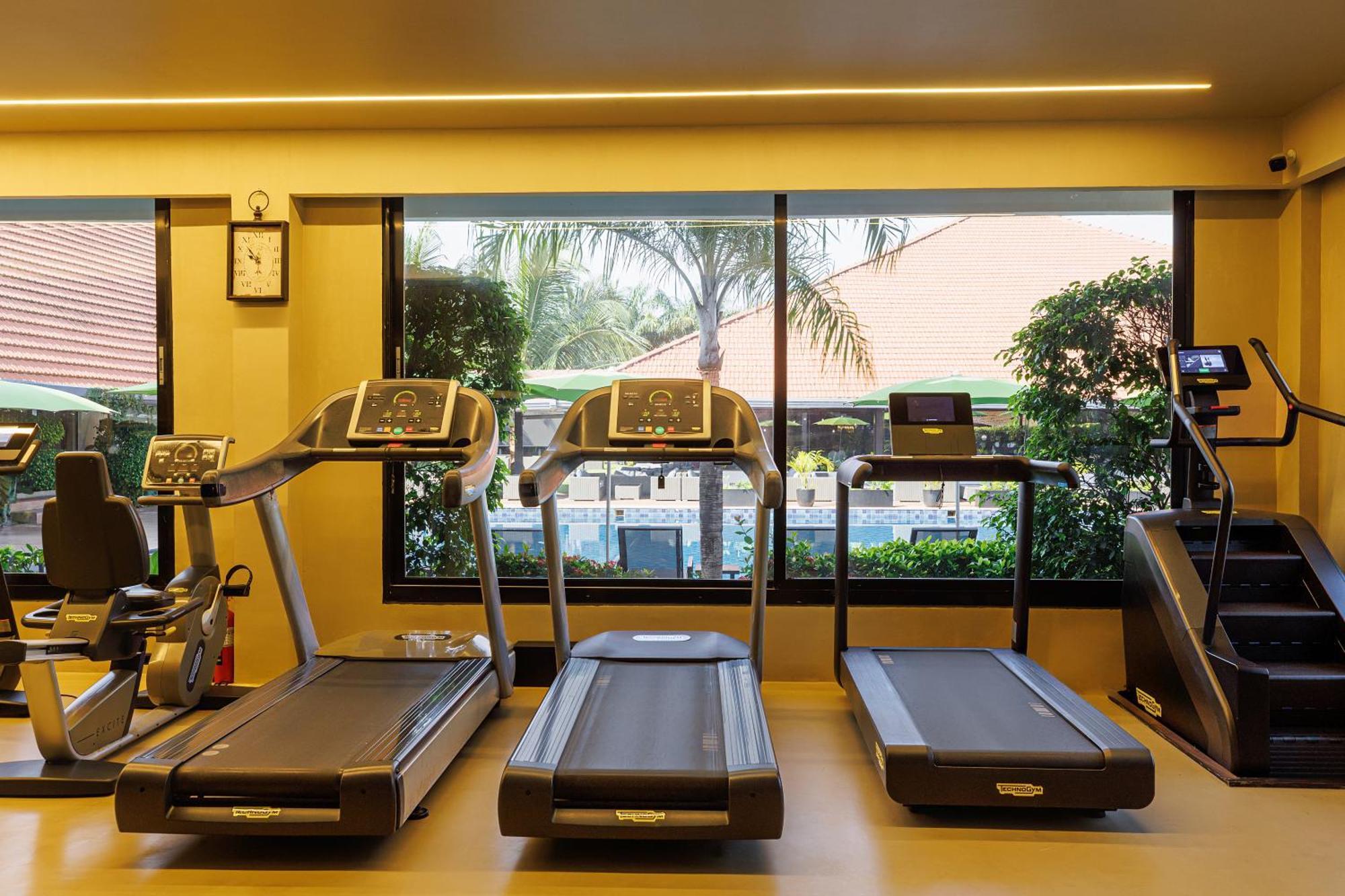קונאקרי Riviera Royal Hotel מראה חיצוני תמונה