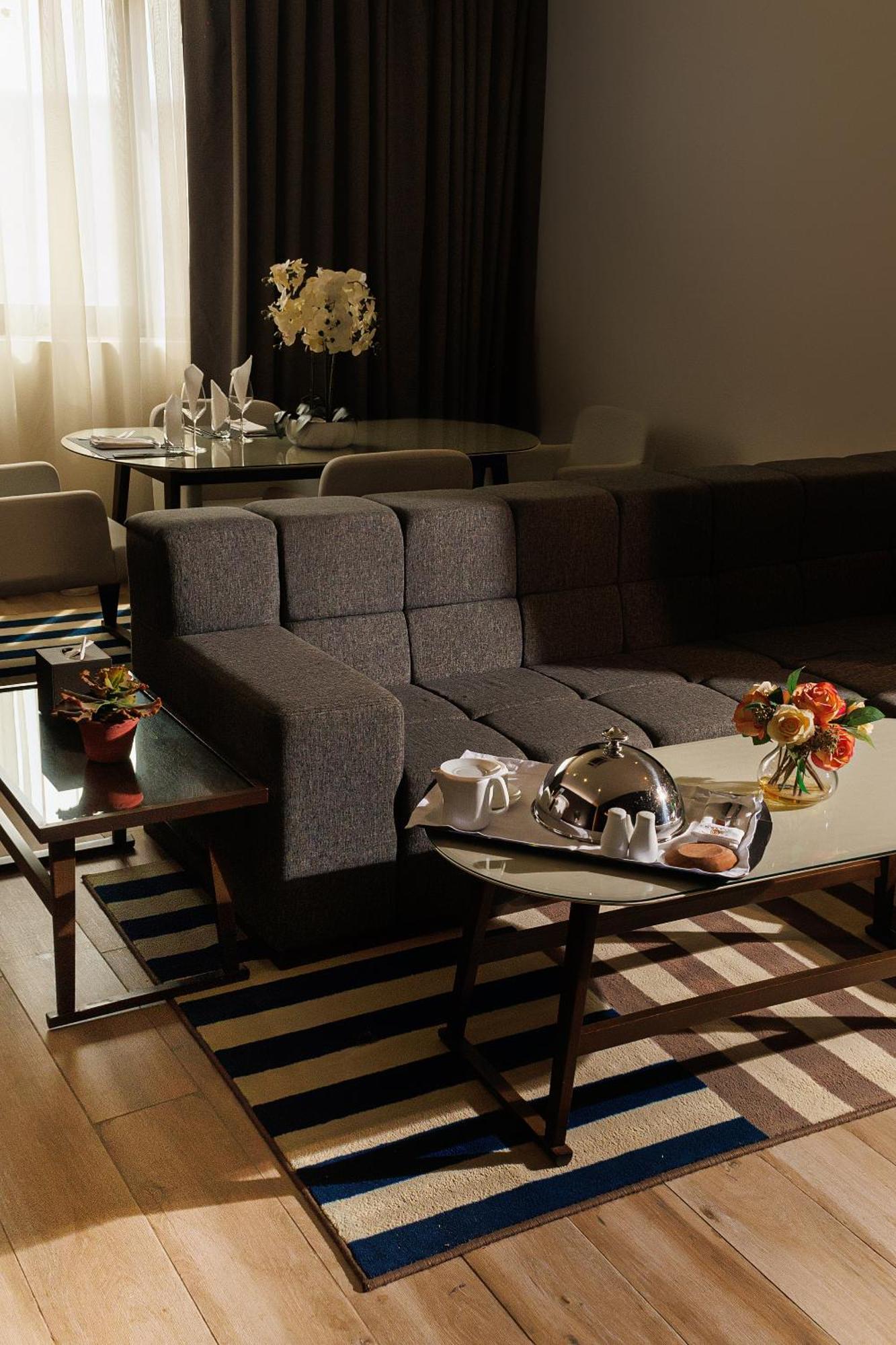 קונאקרי Riviera Royal Hotel מראה חיצוני תמונה